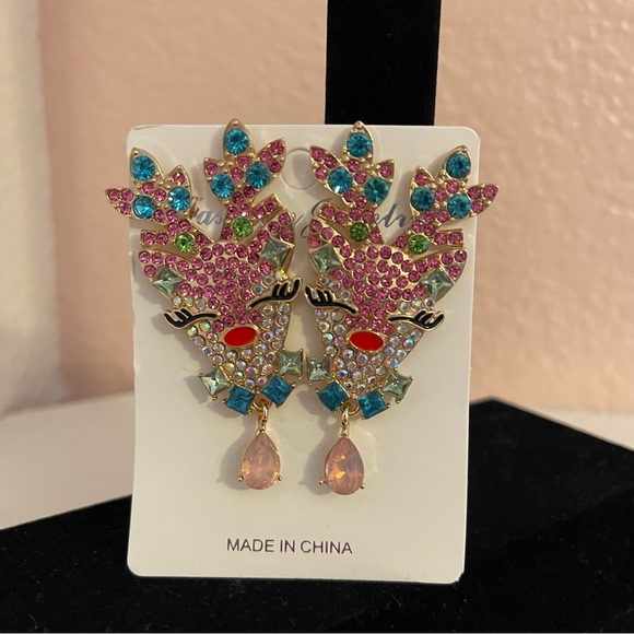 NWT Pink Christmas Reindeer Jeweled Hypoallergenic Earrings. - Picture 6 of 10